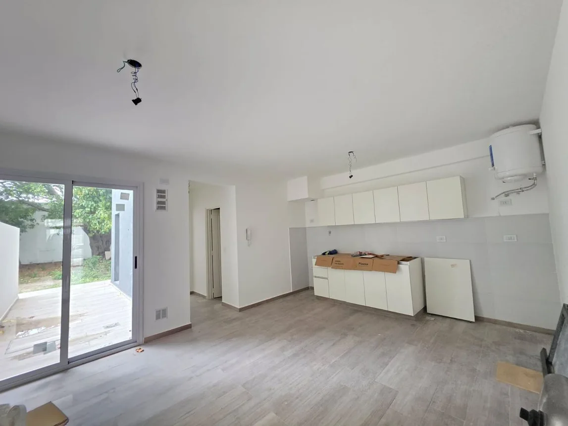 Departamento de 2 ambientes en venta en Haedo, America 800, foto 3