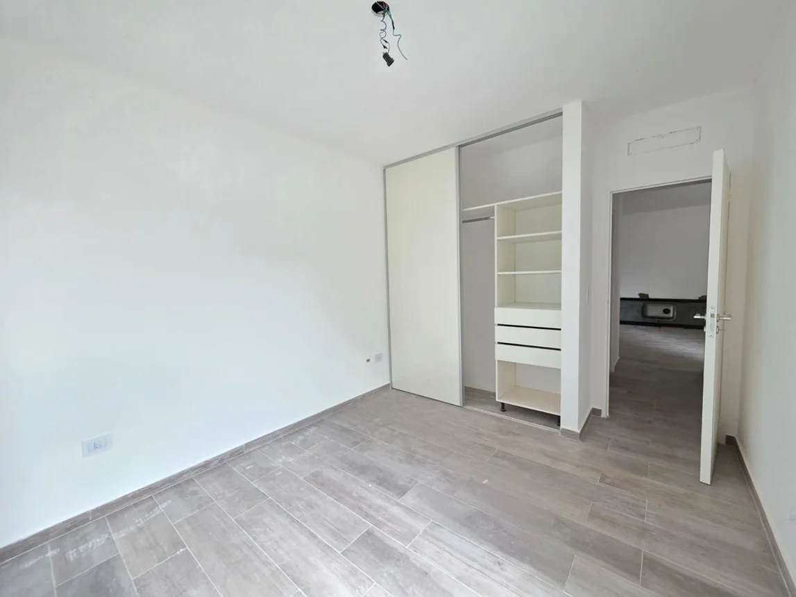Departamento de 2 ambientes en venta en Haedo, America 800, foto 4