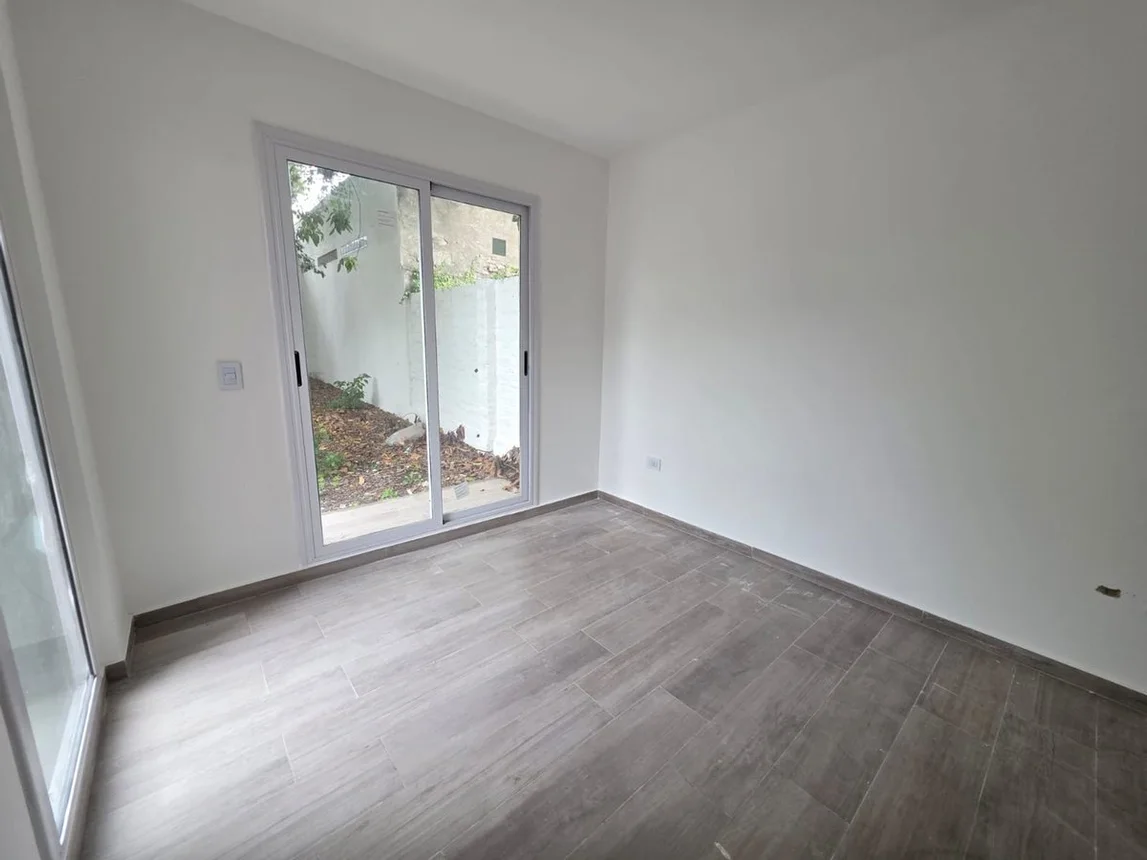 Departamento de 2 ambientes en venta en Haedo, America 800, foto 5
