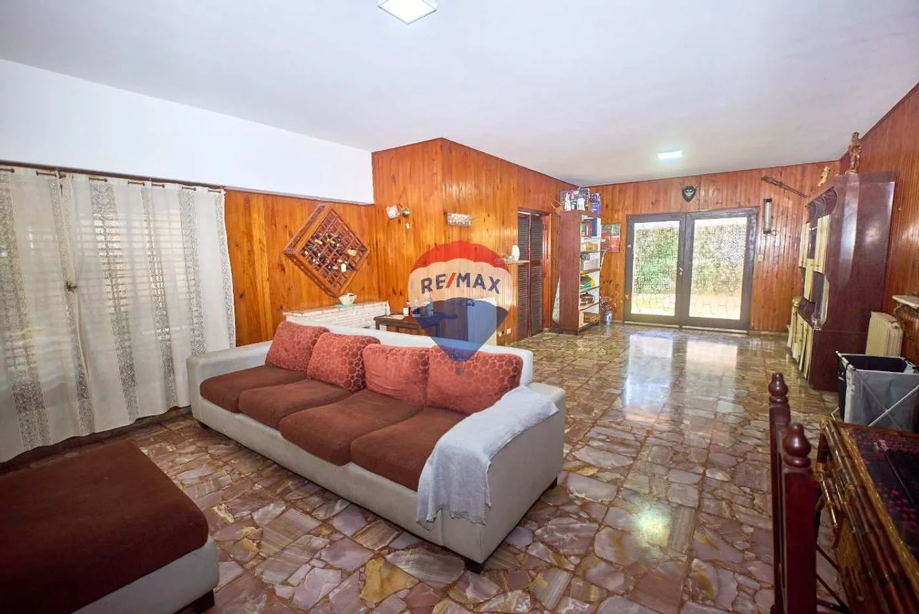 Casa de 5 ambientes en venta en Florencio Varela, Doctor Salvador Sallares Esquina Carriego 600, foto 3