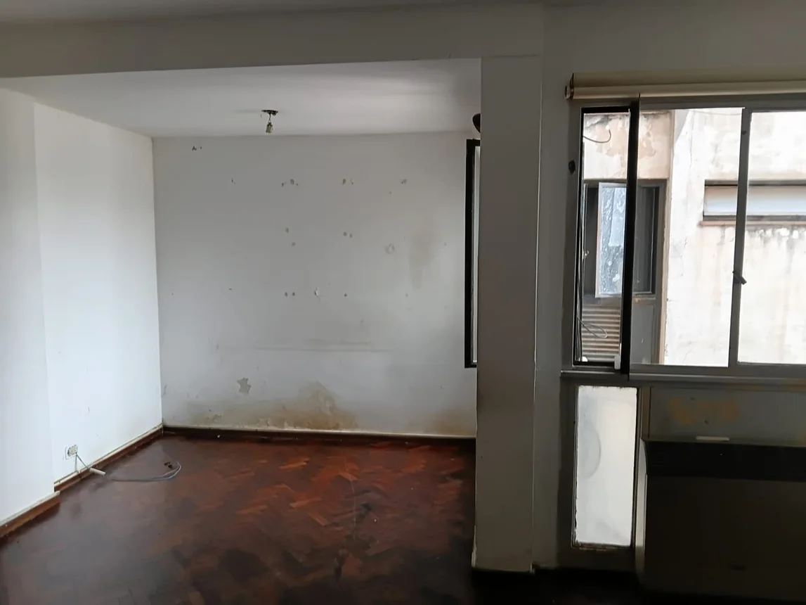 Venta departamento dos dormitorios a refaccionar, foto 1