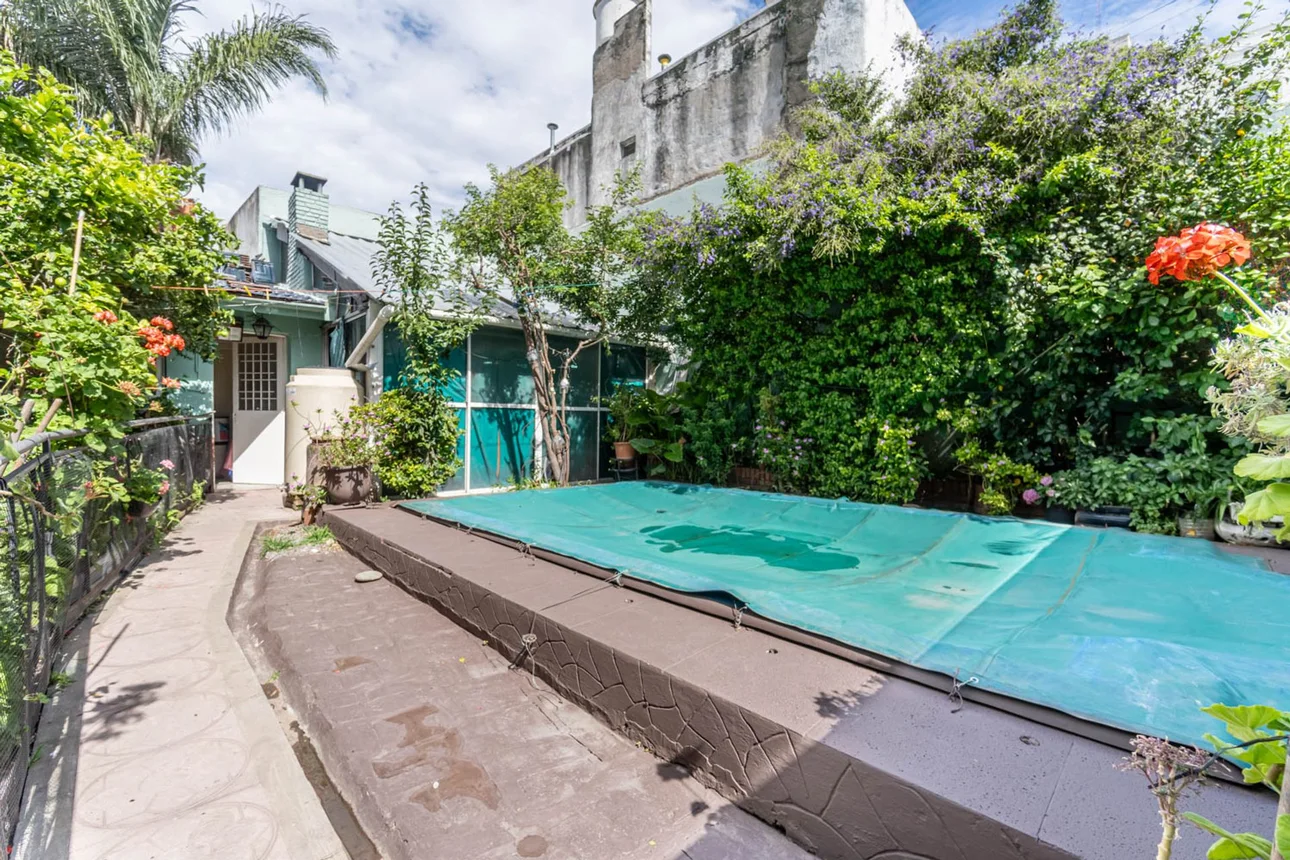 Casa de 4 ambientes en venta en Ciudadela, José Ignacio Rucci 100