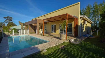 CASA 3 AMBIENTES 160M2 C/PILETA CONTRUCCION NUEVA