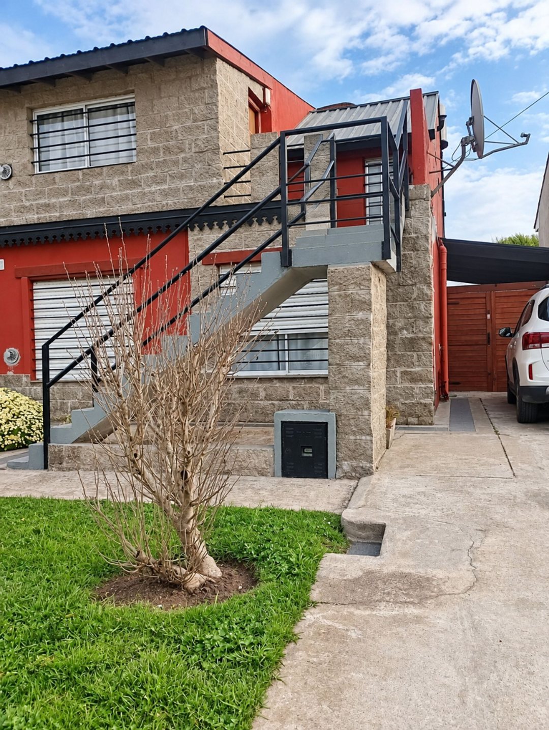 VENTA- CASA EN BLOCK 6 DORMITORIOS, 4 BAÑOS- FARO