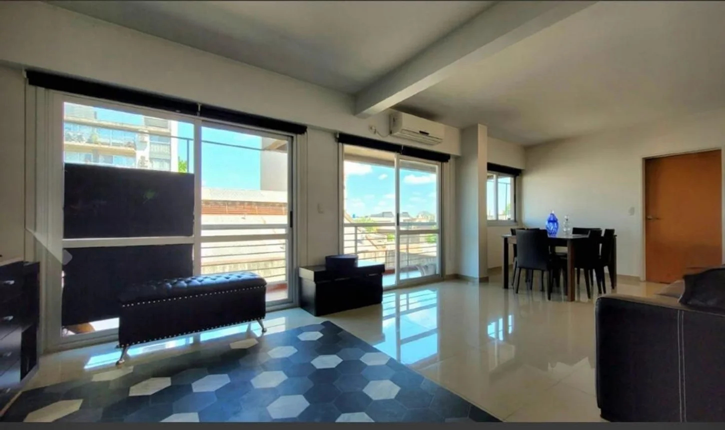 Venta dpto duplex de categoria 4 amb en flores, foto 1