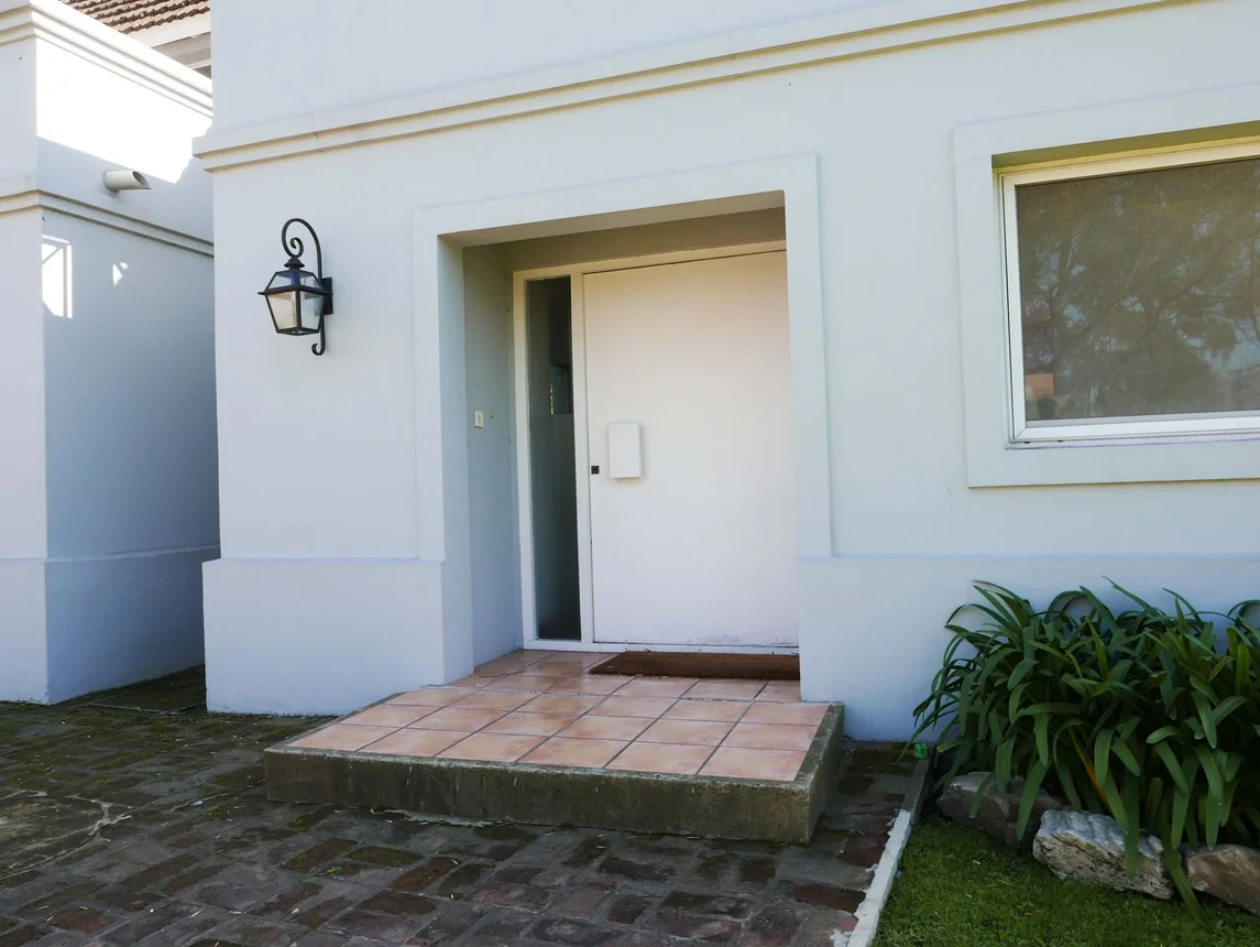 Casa de 5 ambientes en alquiler en Pilar, Avenida Patricias Argentinas 1300, foto 4