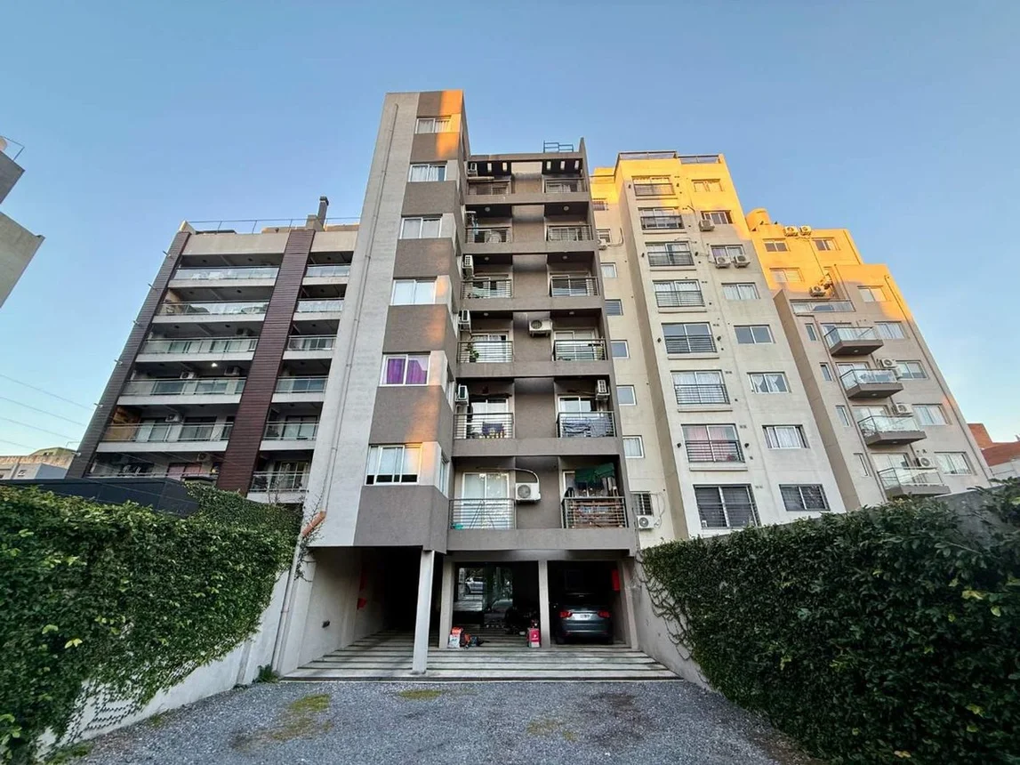 Monoambiente en alquiler en Morón, Cristóbal Colón 500