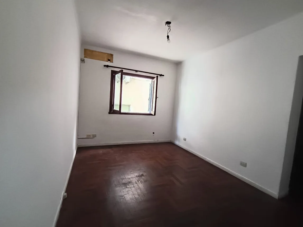 Departamento de 3 ambientes en venta en Barracas, Avenida Montes de Oca 800, foto 2