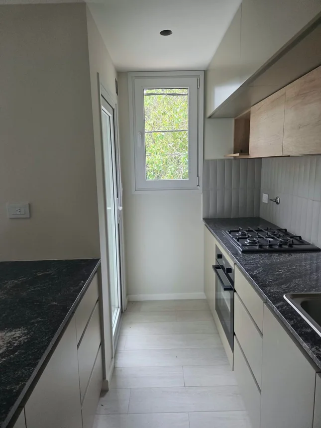 Departamento de 3 ambientes en alquiler en La Plata, Calle 14 Entre 66 y 67 1600, foto 2