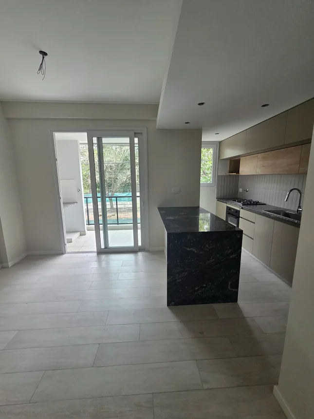 Departamento de 3 ambientes en alquiler en La Plata, Calle 14 Entre 66 y 67 1600, foto 4