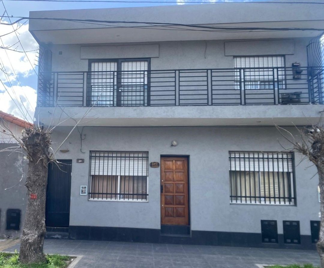VENTA PH 3 AMBIENTES CIUDADELA TERRAZA PARRILLA