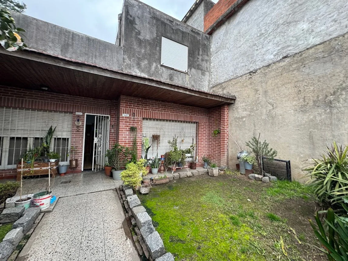 Casa de 4 ambientes en venta en La Tablada, Avellaneda 4600, foto 2