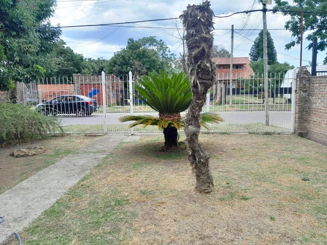 Casa en venta en Castelar, foto 3