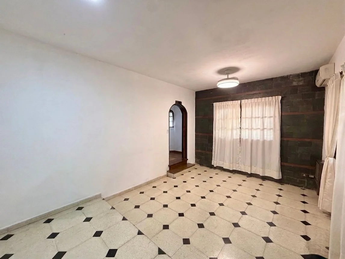 Casa en venta en Quilmes, foto 5