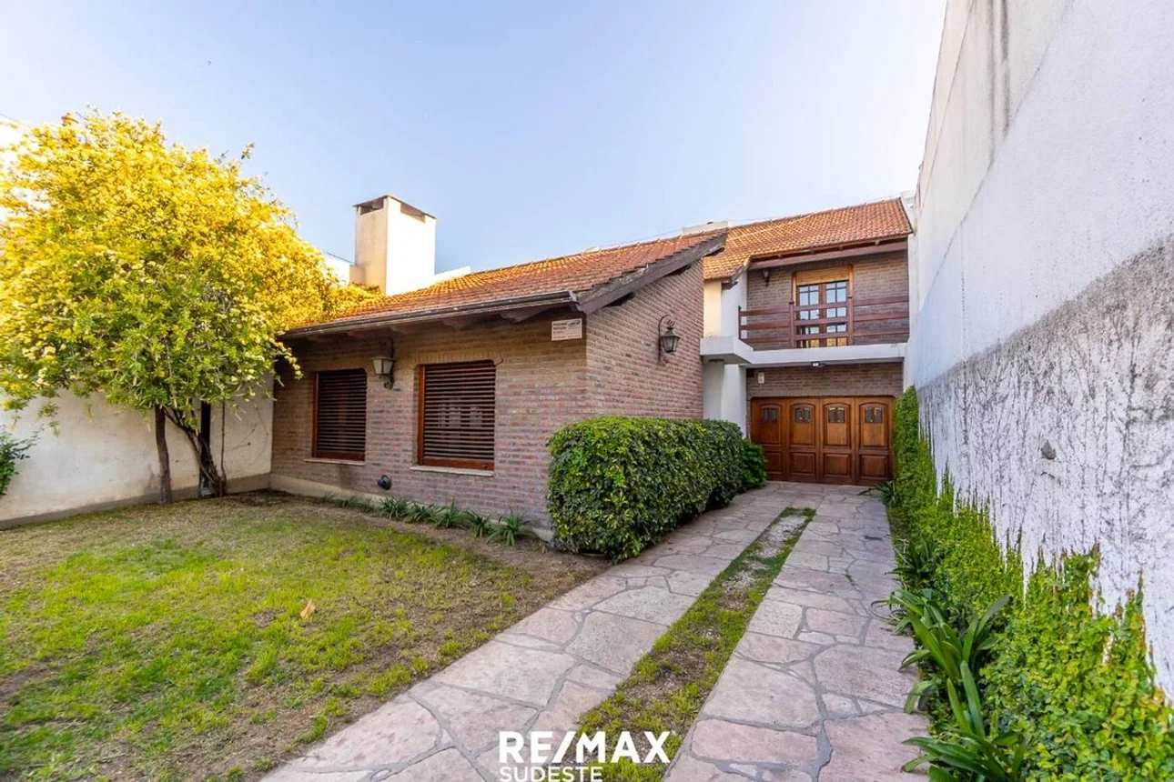 Casa en venta en Bahía Blanca, foto 2