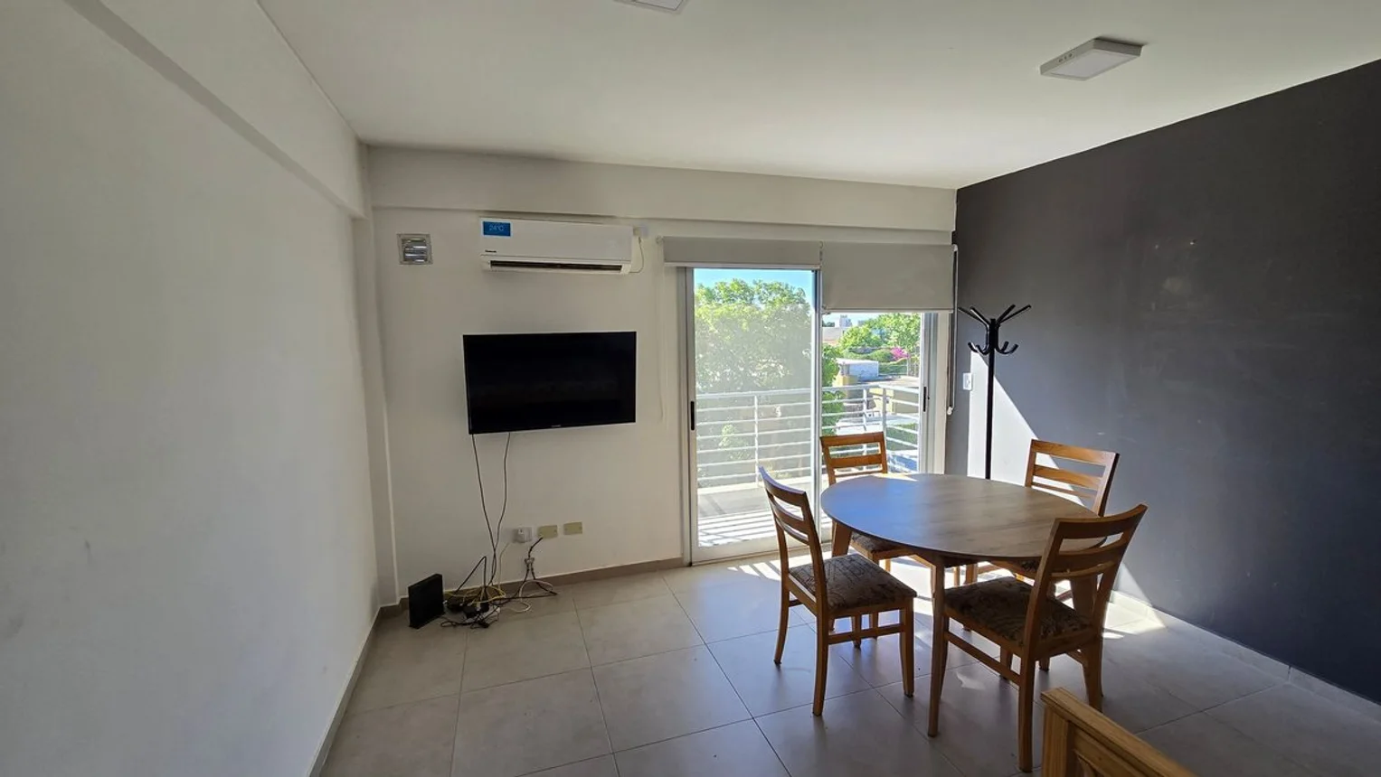 Departamento de 2 ambientes en venta en Bernal Oeste, Ayacucho 600, foto 2
