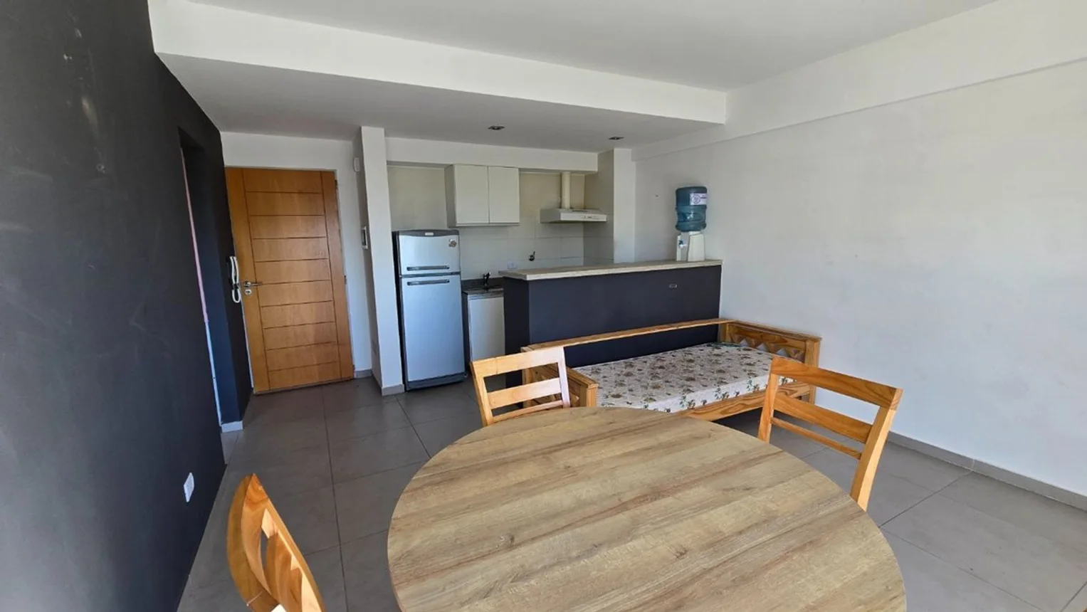 Departamento de 2 ambientes en venta en Bernal Oeste, Ayacucho 600, foto 4