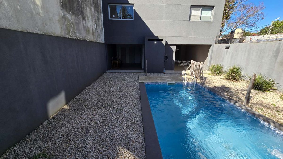 Foto 13 — VENTA DTO. DE 2 AMB BERNAL CENTRO CON PISCINA