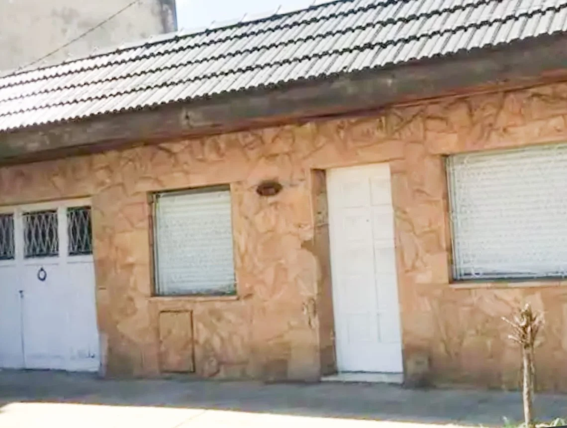 Casa de 4 ambientes en venta en Morón, Humahuaca 1900