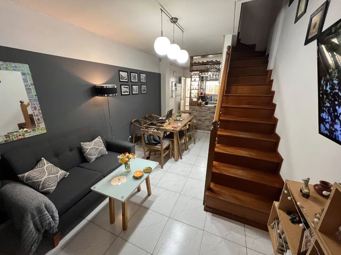 Casa tríplex de 3 ambientes en venta en San Justo, Coronel Brandsen 4000