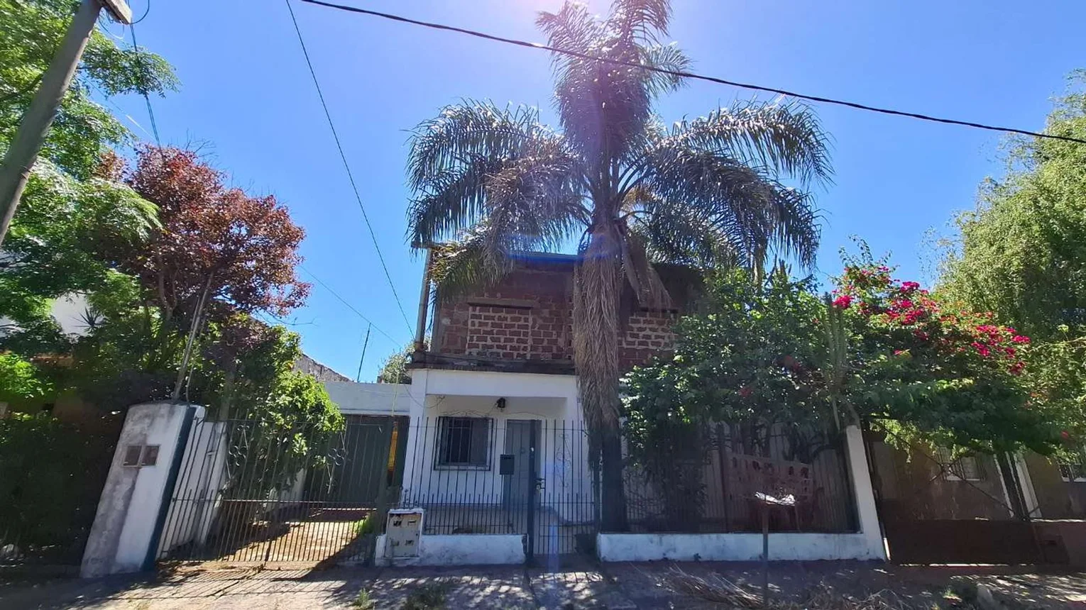Casa en venta en Burzaco, Manzanares 900
