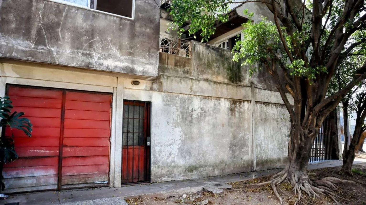 Casa dúplex de 7 ambientes en venta en Caseros, Lisandro de la Torre 3700, foto 5