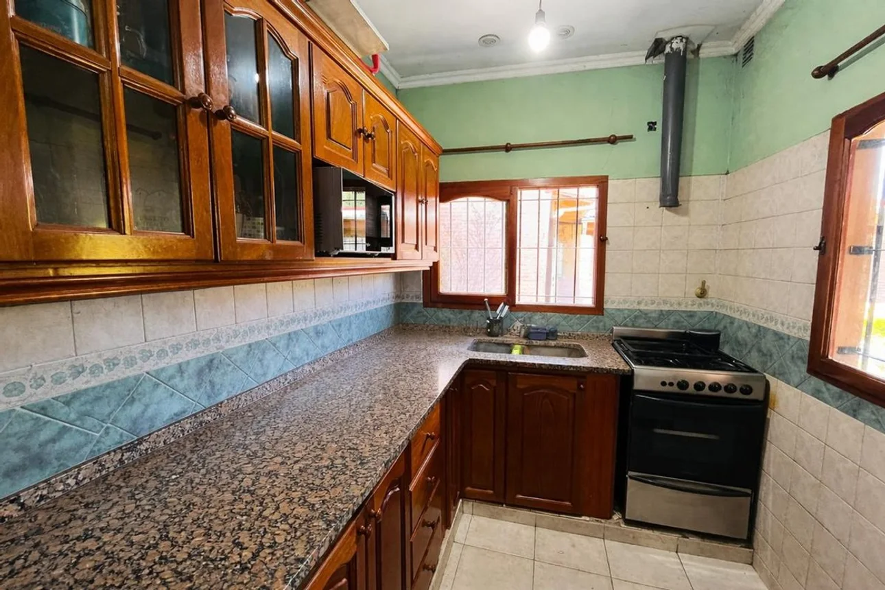 Casa de 4 ambientes en venta en Longchamps, Roberto Payró 2700, foto 5