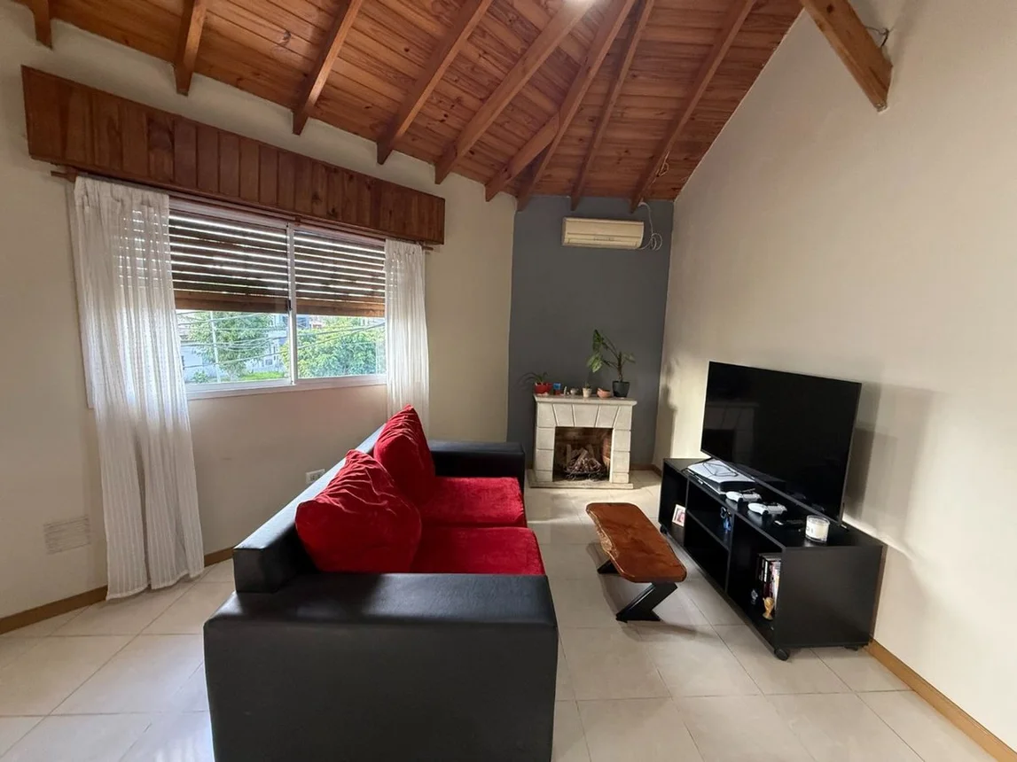 Casa de 7 ambientes en venta en Gerli, Carabelas 1900, foto 3