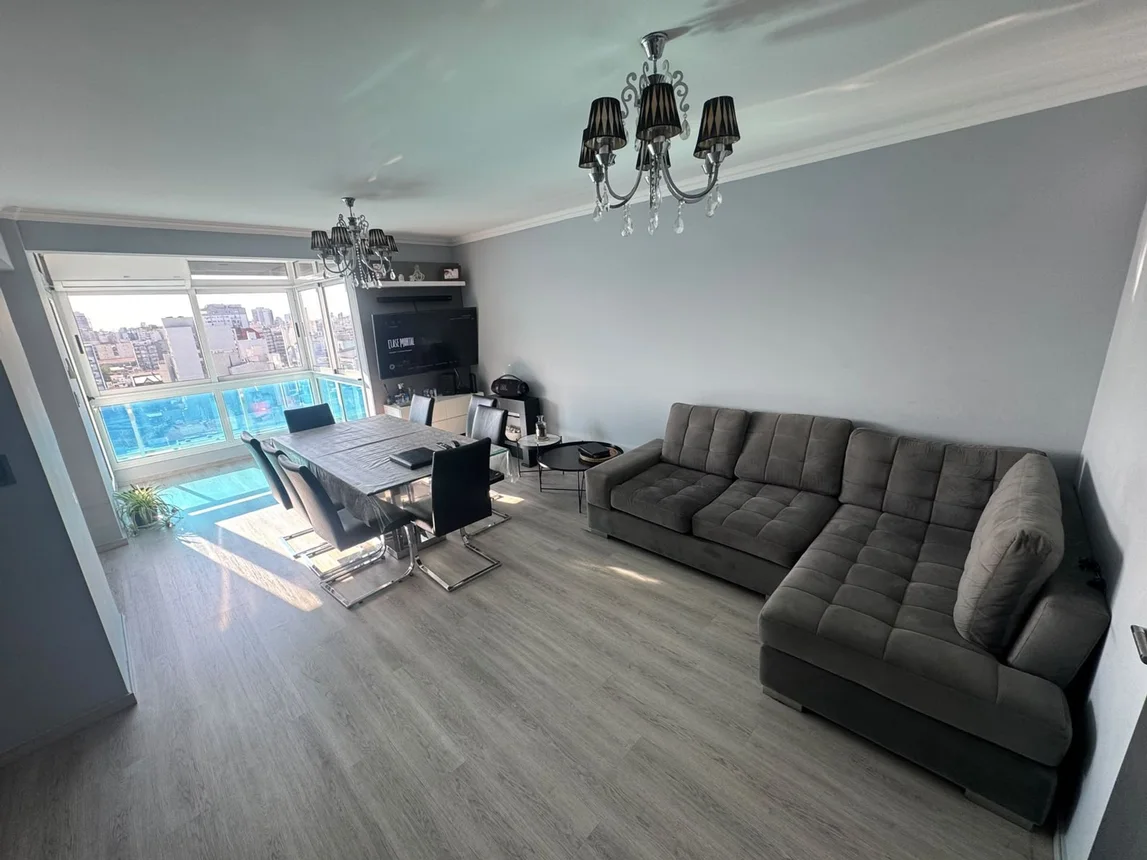 Penthouse de 4 ambientes en venta en Lanús Este, Salta 1900