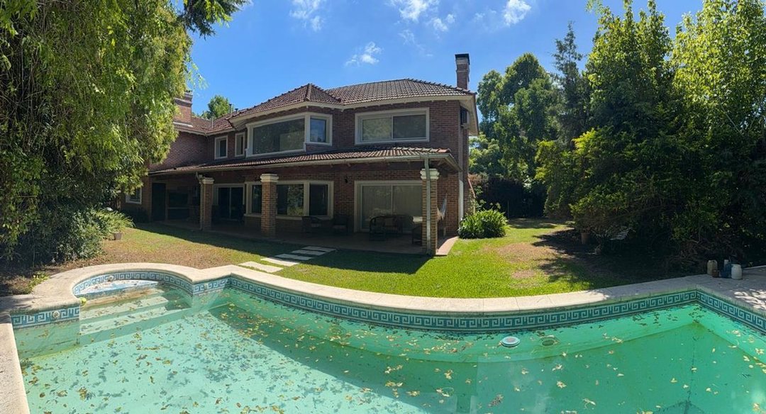 ALQUILER CASA AMOBLADA  (PREMIUM)  4 AMB C/PILETA