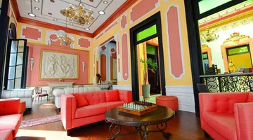 VENTA HOTEL EXCELENTE RENTABILIDAD CIUDAD VIEJA