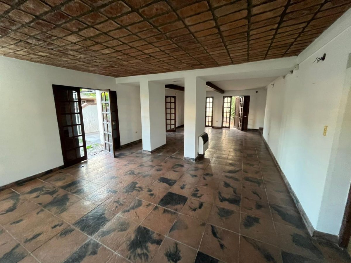 CASA EN VENTA TRES CERRITOS APTA CREDITO - foto 2