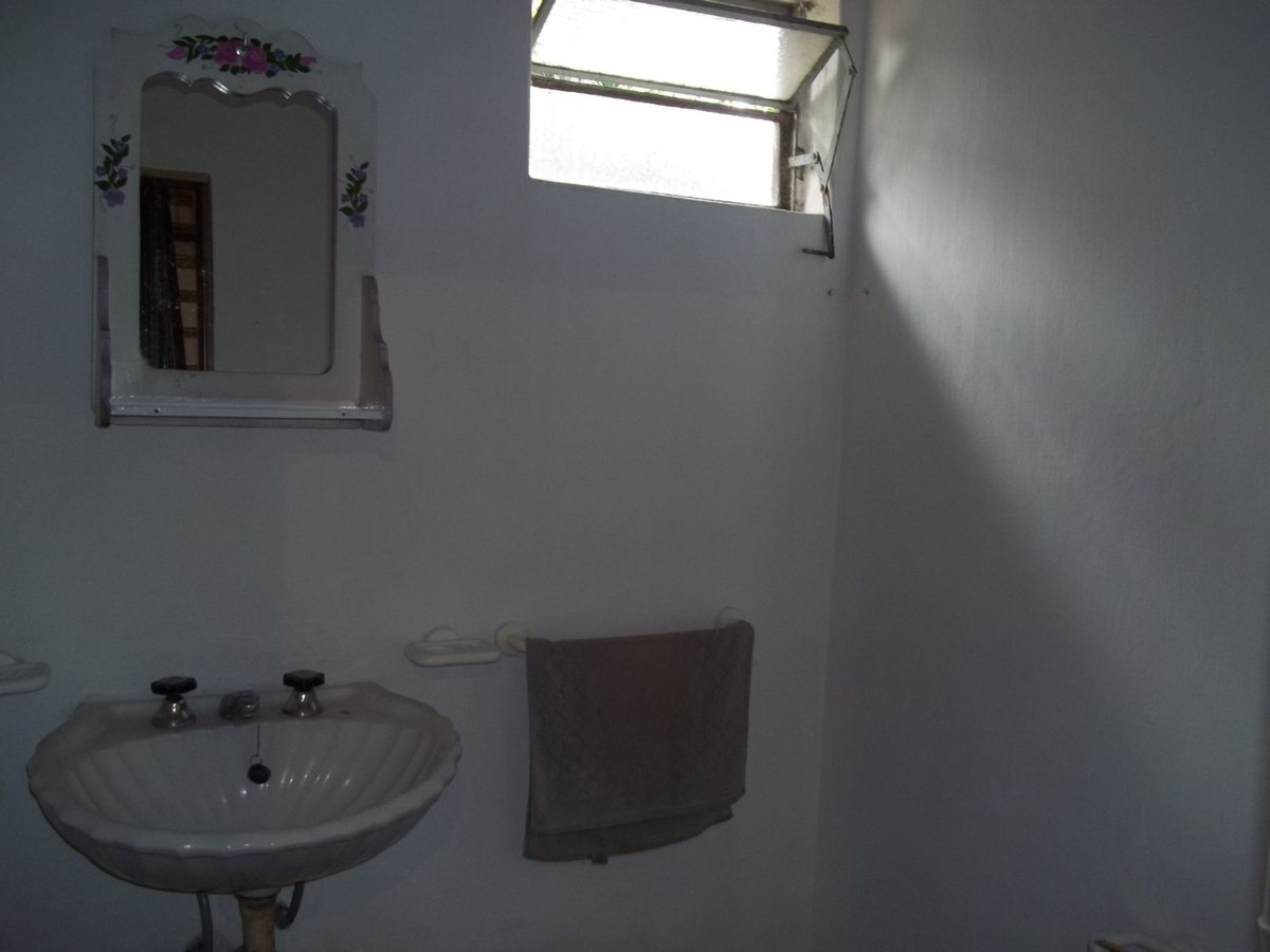 Foto 12 — VENTA CASA 4 AMBIENTES CON LOCAL JOSE L. SUAREZ