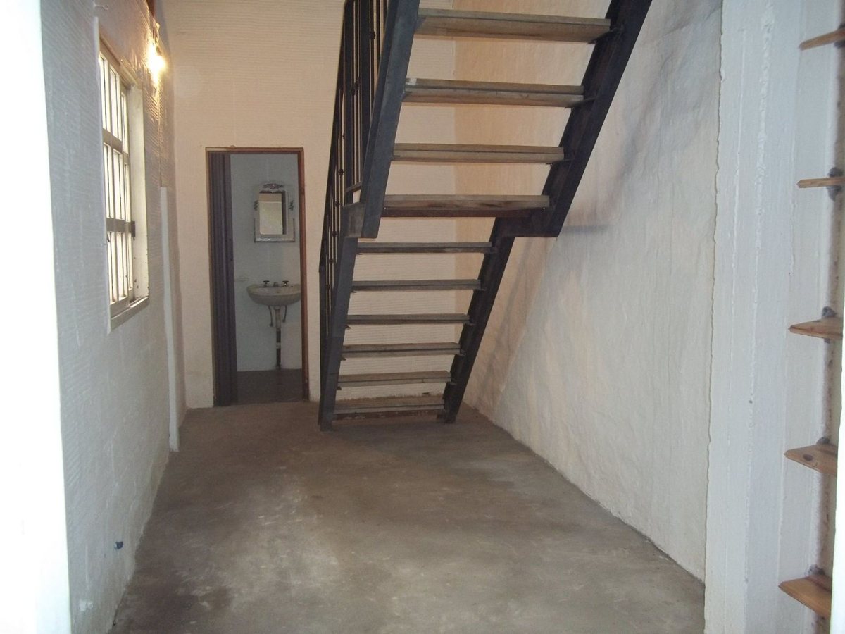 Foto 8 — VENTA CASA 4 AMBIENTES CON LOCAL JOSE L. SUAREZ