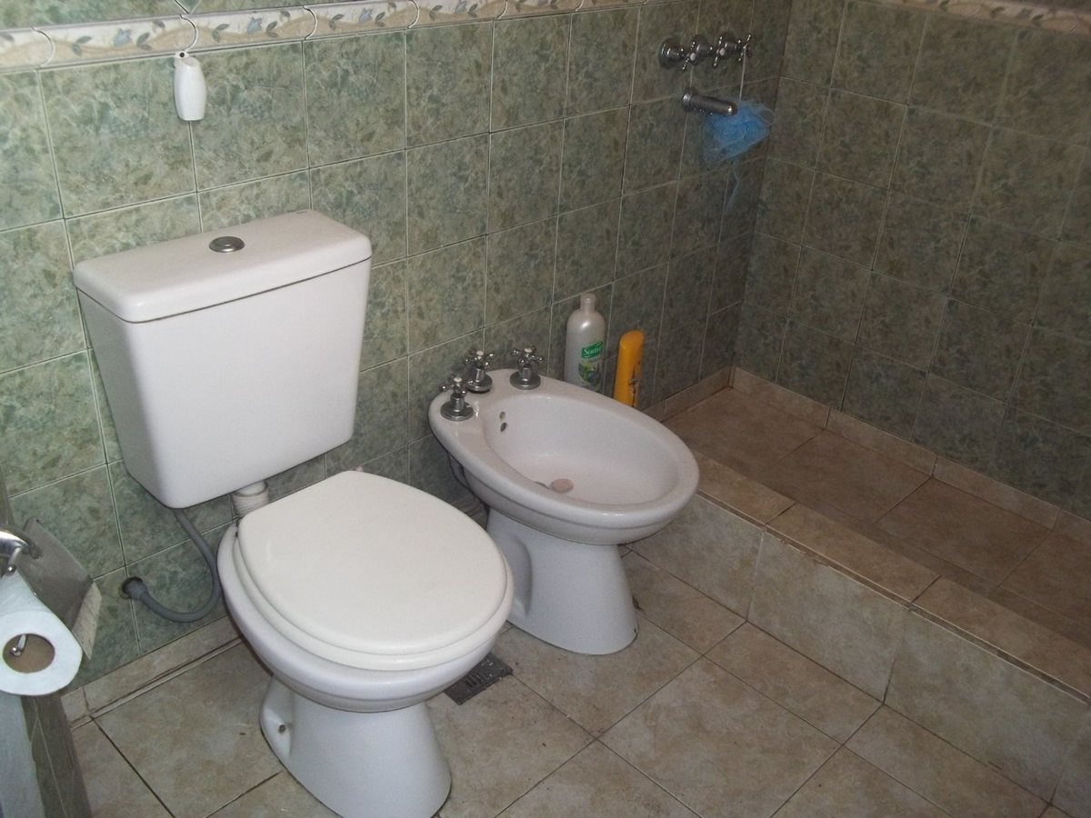 Foto 17 — VENTA CASA 4 AMBIENTES CON LOCAL JOSE L. SUAREZ