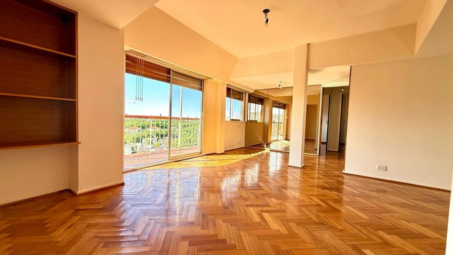 Departamento en venta en Villa del Parque, Nazarre 2600
