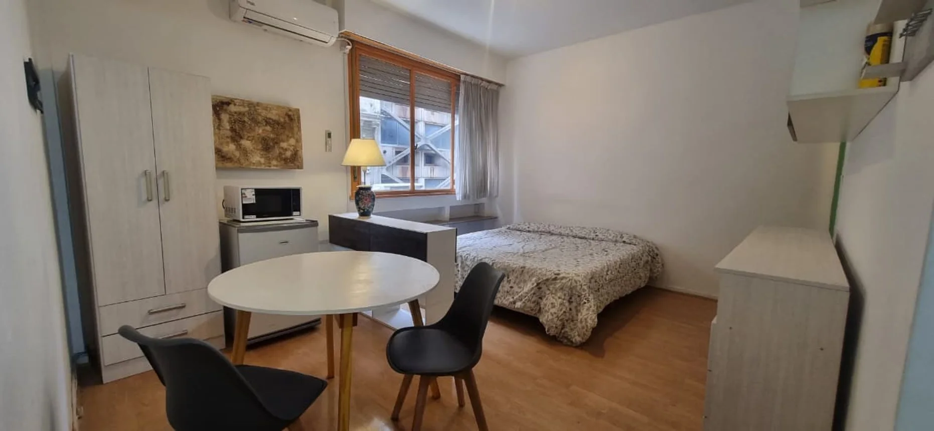 Departamento de 3 ambientes en alquiler en San Nicolás, Viamonte 300
