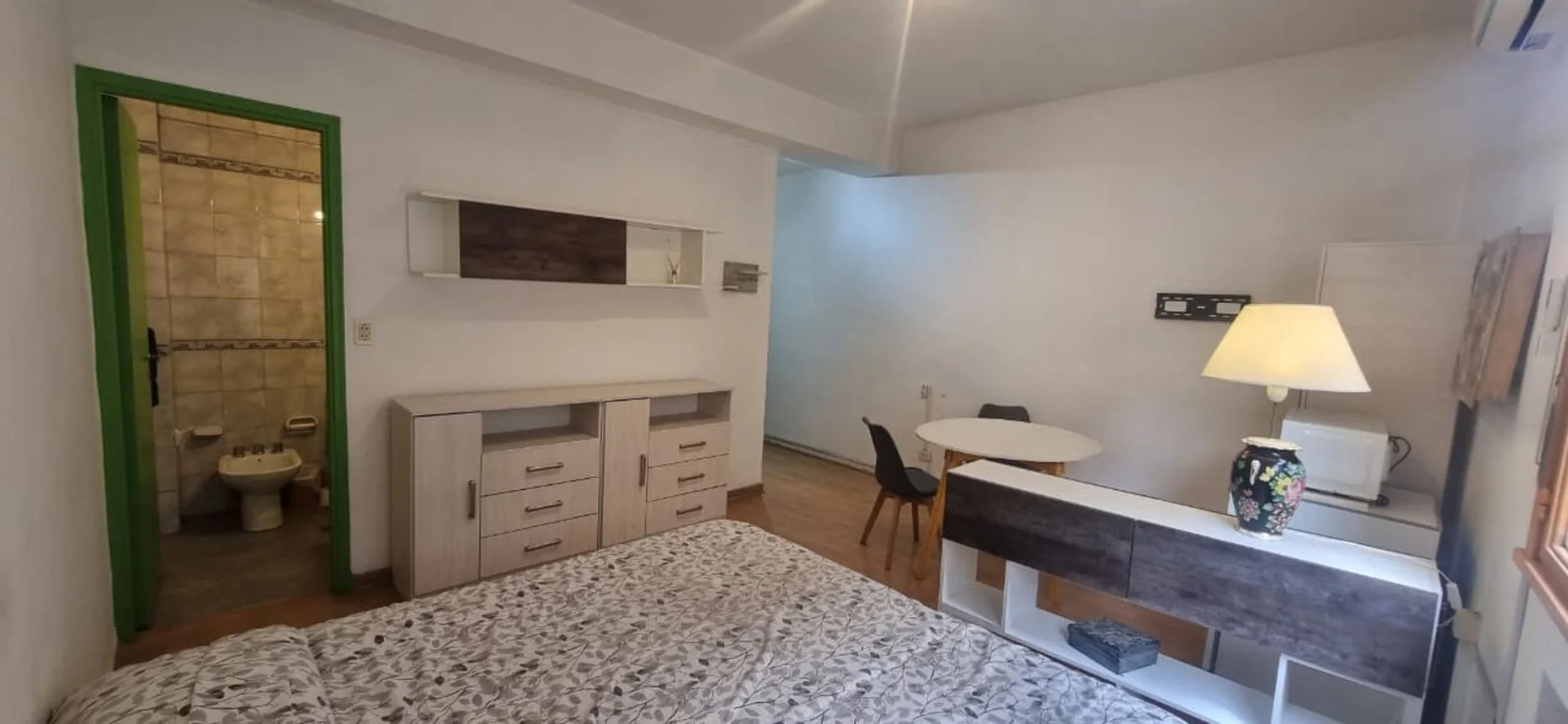 Departamento de 3 ambientes en alquiler en San Nicolás, Viamonte 300, foto 3