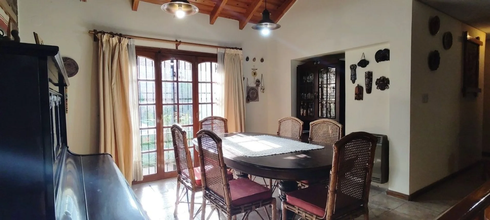 Casa de 5 ambientes en venta en Guaymallén, Lafinur 1300, foto 4