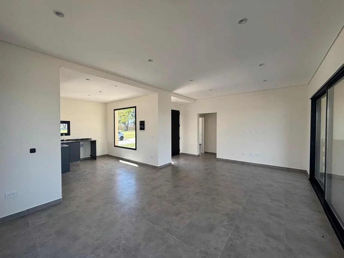 Casa en venta en Pilar, foto 5