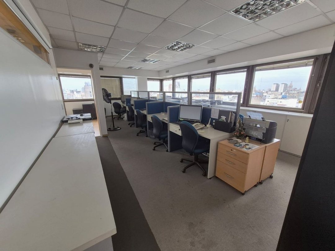 OFICINA PISO 15 VISTA ABIERTA 175M2 CON 3 COCHERAS