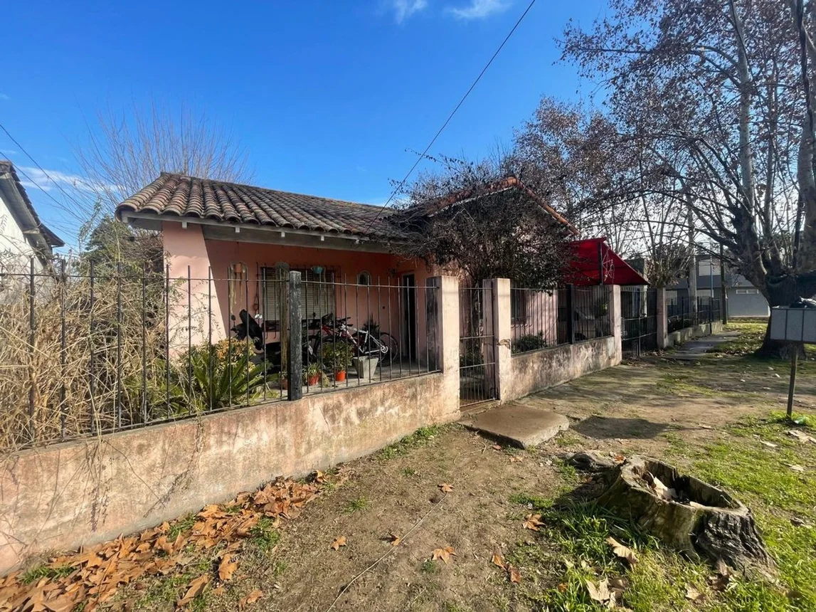 Casa en venta en Garín, Alfonsina Storni 3700