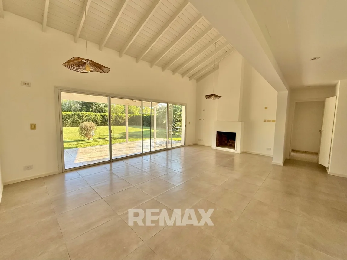 Casa de 4 ambientes en venta en Villa Rosa, La Rioja 1500, foto 4