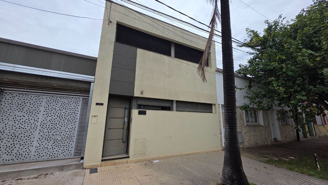 CASA EN VENTA - CANDIOTI SUR