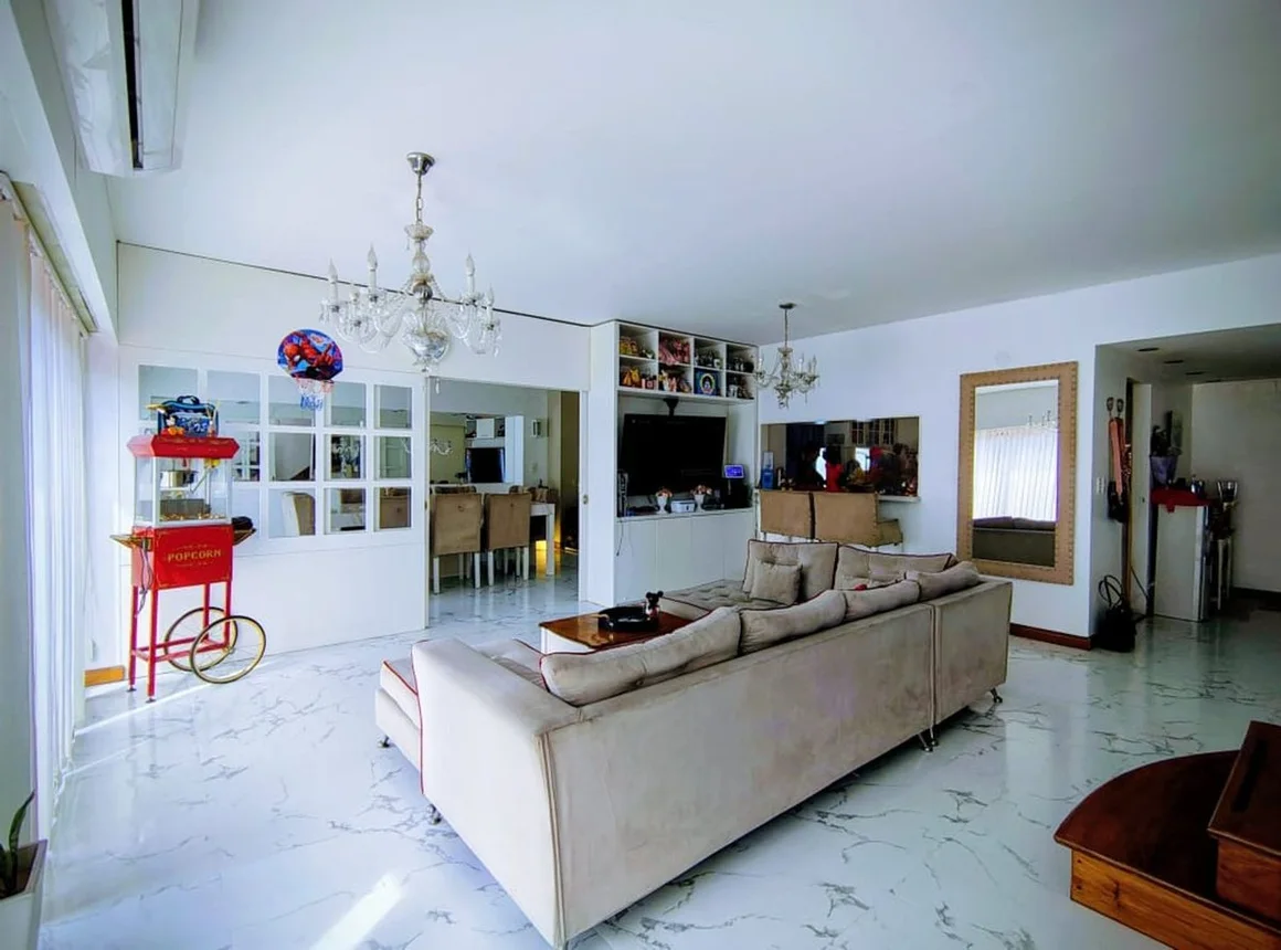Venta duplex 5 ambientes con balcon puerto madero, foto 3