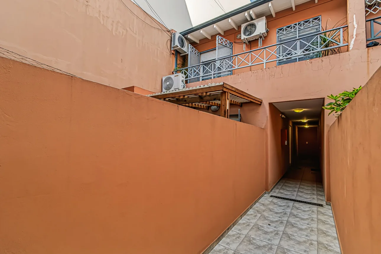 PH de 3 ambientes en venta en Villa Luro, Pola 200
