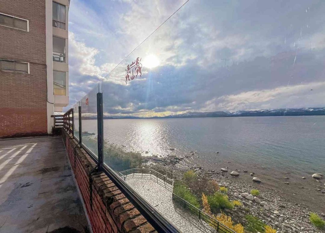 Local en venta Bariloche centro con vista al lago