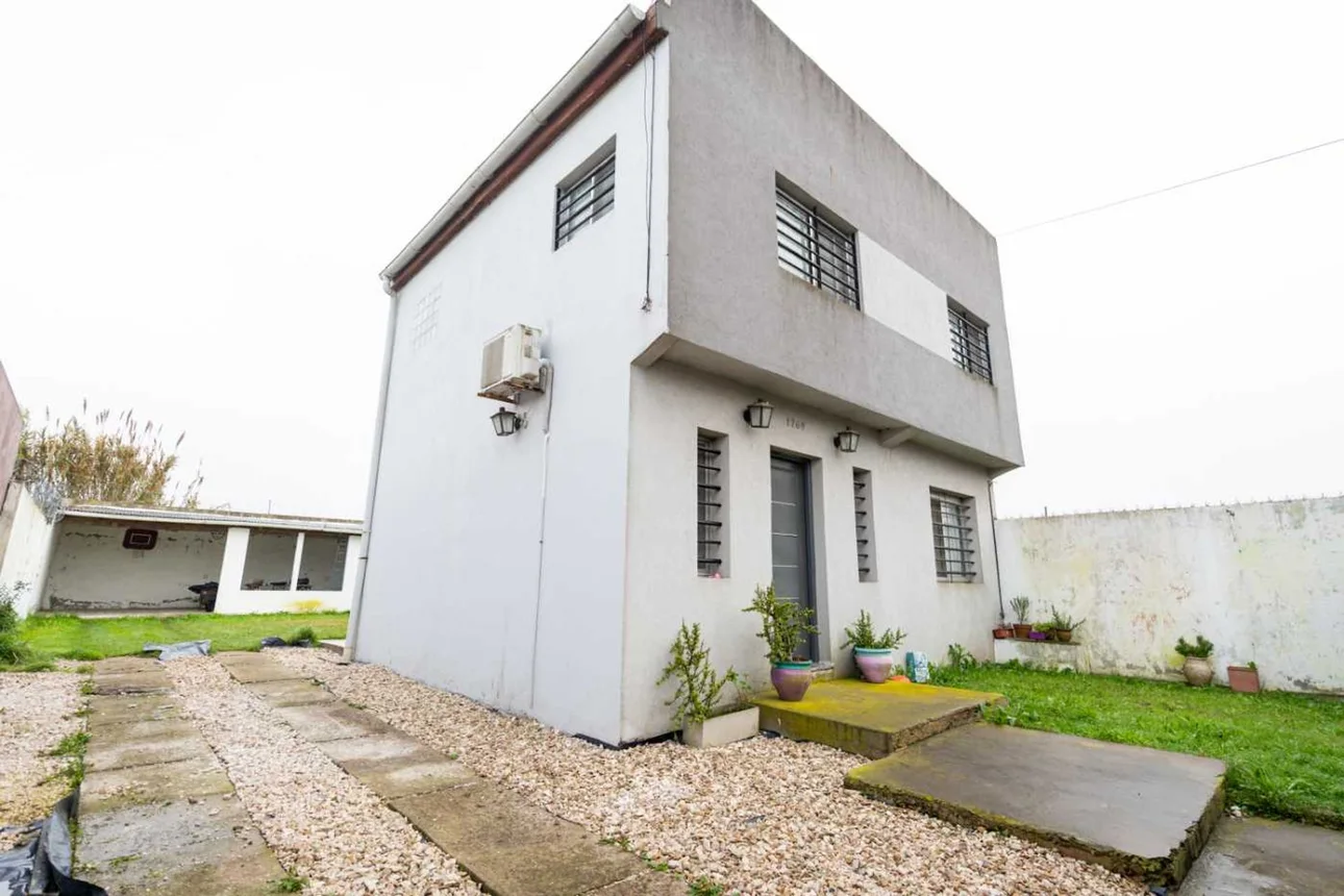 Casa dúplex en venta en La Plata