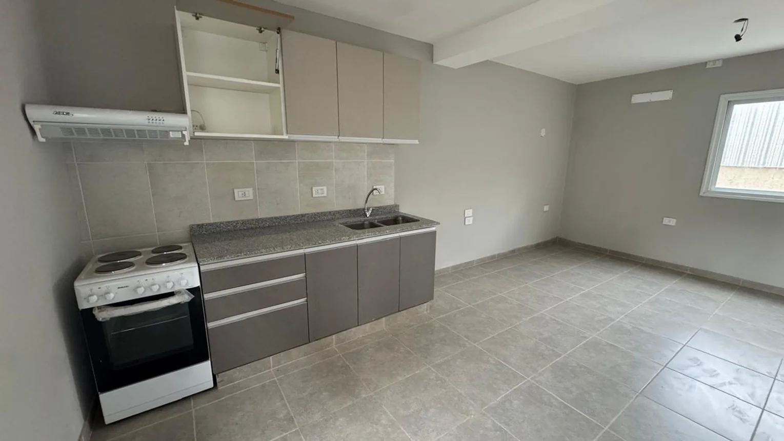 Dúplex de 4 ambientes en venta en Guaymallén, Baigorria 300, foto 4