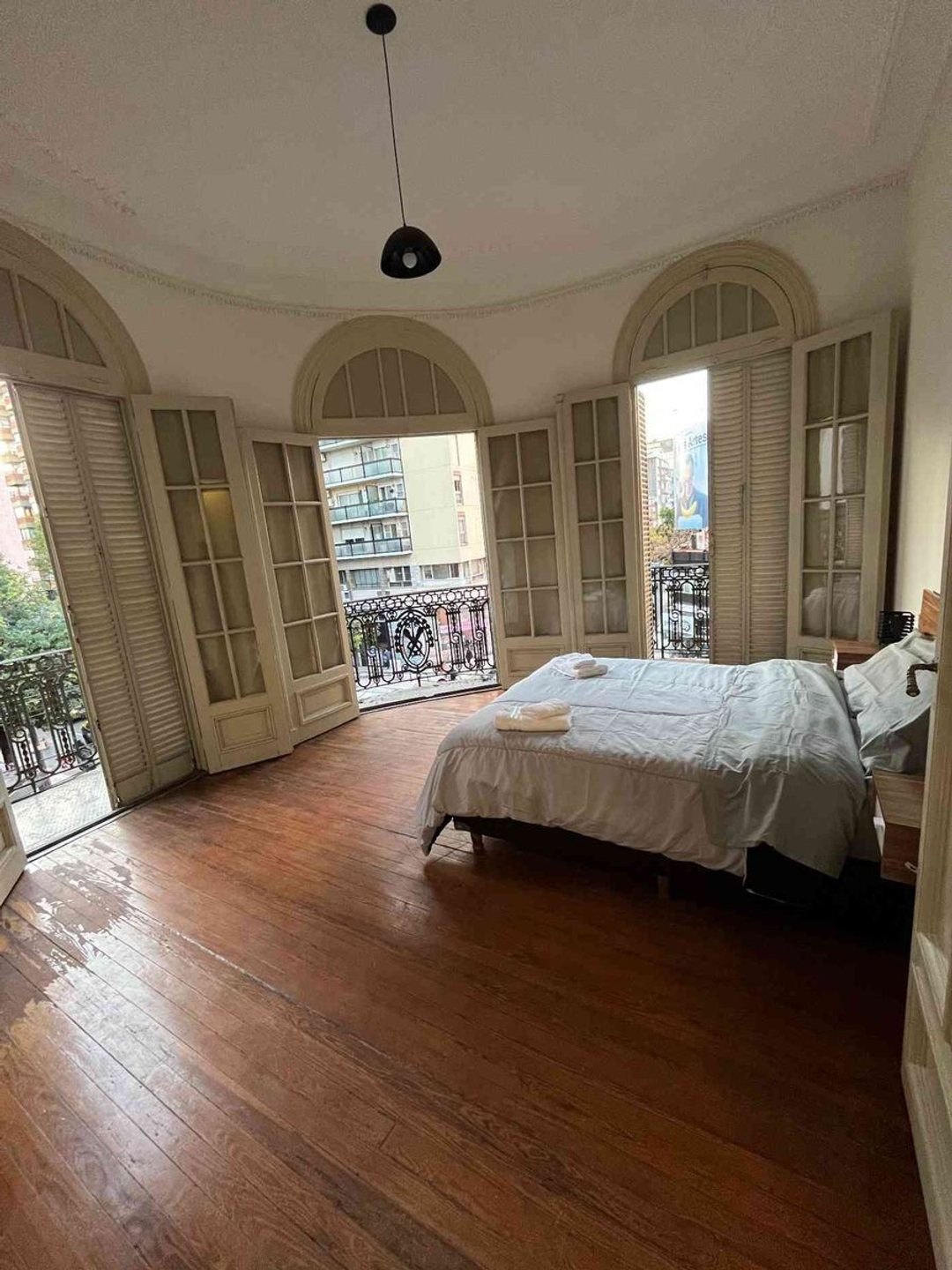 PISO 232 M2 EN CORRIENTES Y JUNÍN-IDEAL INVERSORES